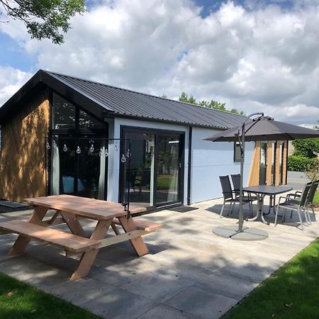 Luxe En Gezellig Chalet Aan Veluwemeer 4 Pers Hulshorst Dış mekan fotoğraf