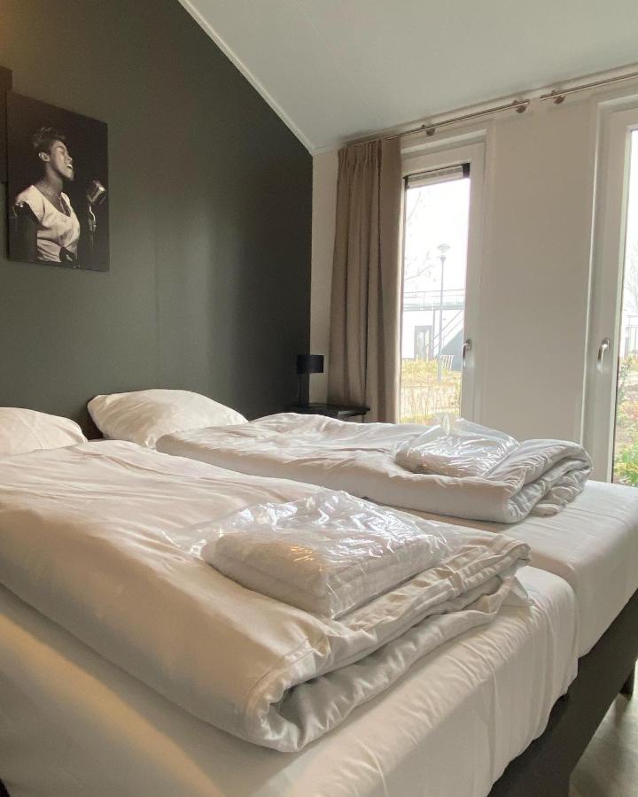Luxe En Gezellig Chalet Aan Veluwemeer 4 Pers Hulshorst Dış mekan fotoğraf